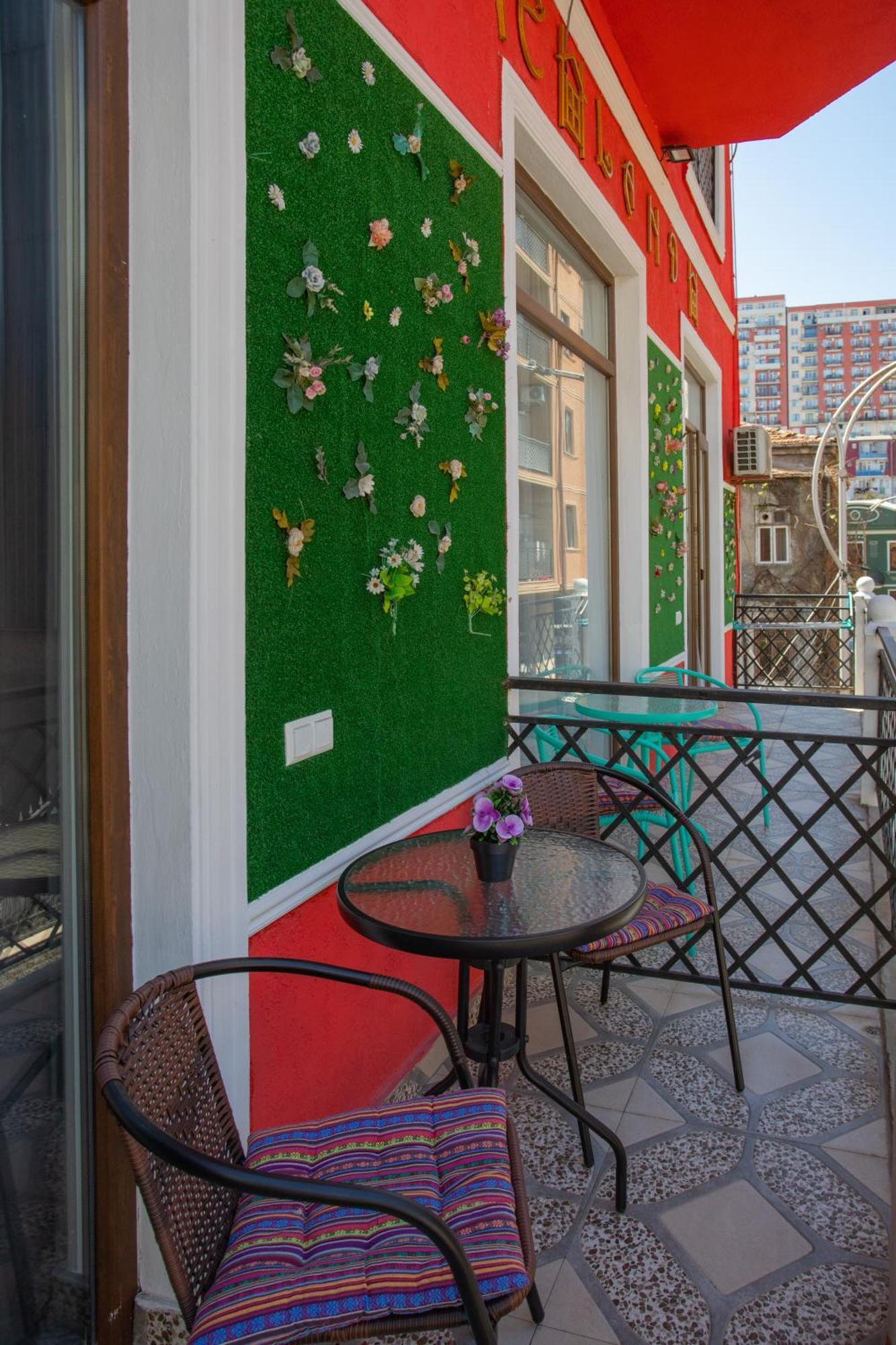 Hotel Homeland Batumi Exterior foto